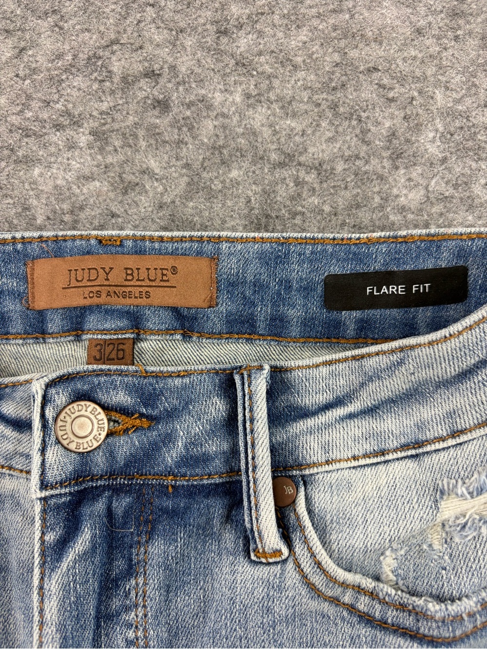 Judy Blue Destroy Flare Denim Jeans Women’s Size 3/26 Light Wash - Picture 3 of 7